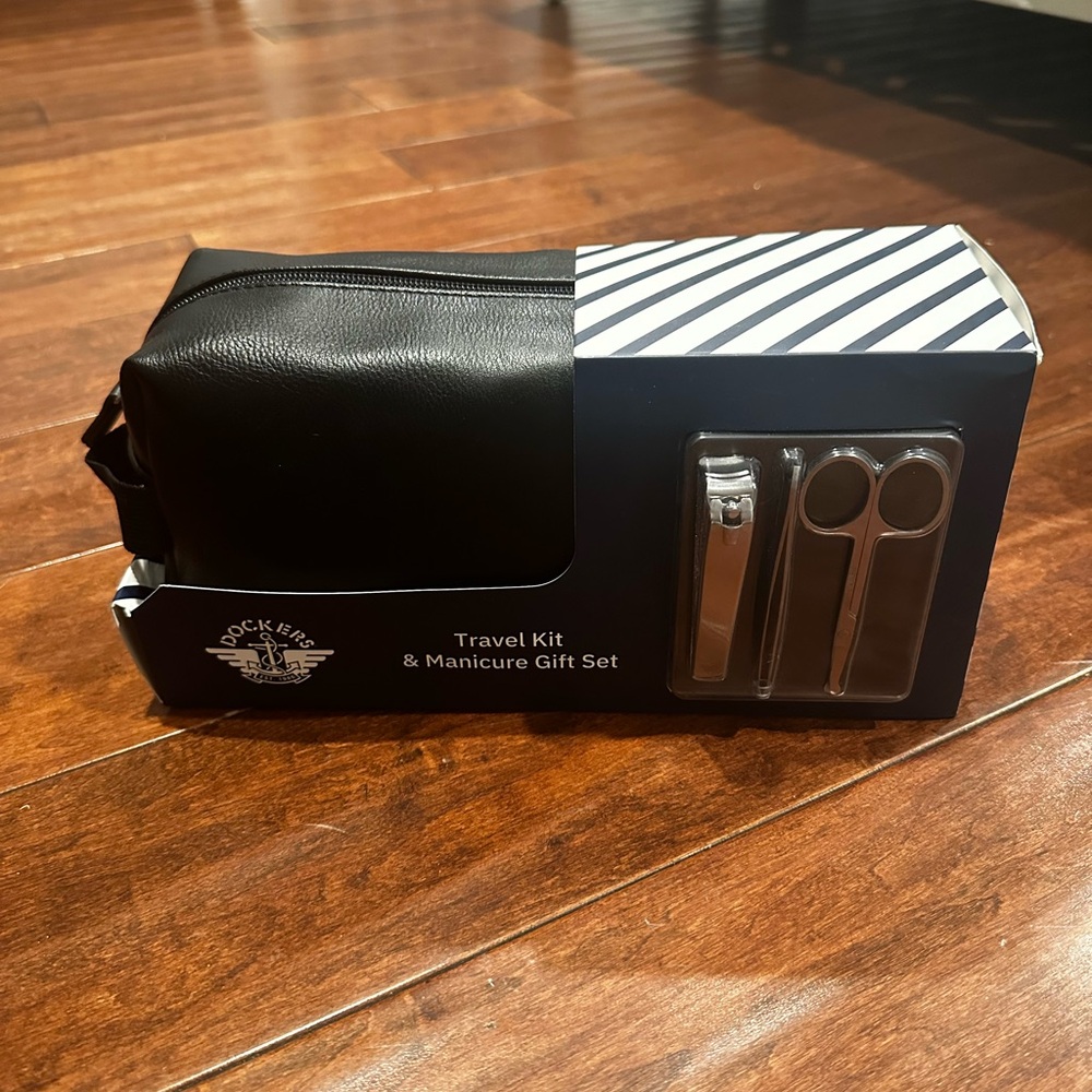 Brand New Docket Travel Kit and Manicure Gift Set